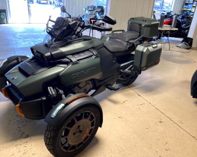 2025 Can-Am Canyon Redrock 3 Wheel Motorcycle Cuba, MO