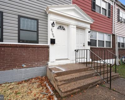 2 Bedroom 1BA 1200 ft Apartment For Rent in Levittown, PA