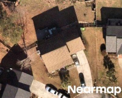 3 Bed 2 Bath Preforeclosure Property in Irmo, SC 29063 - Delaine Woods Dr