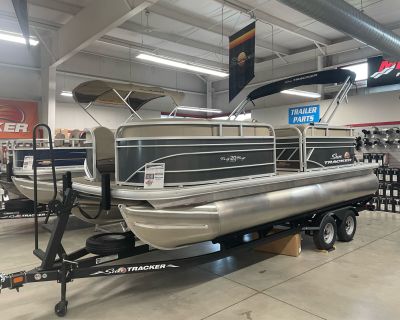 2023 Sun Tracker Party Barge 20 DLX Pontoon Boats Appleton, WI