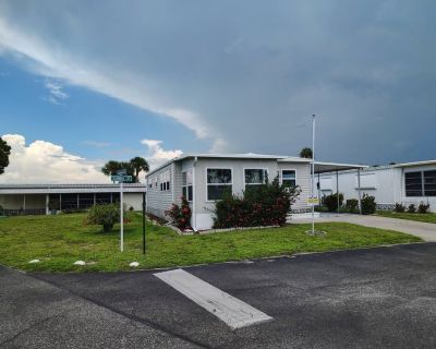 2 Bedroom 2BA 900 ft Mobile Home For Sale in Nokomis, FL