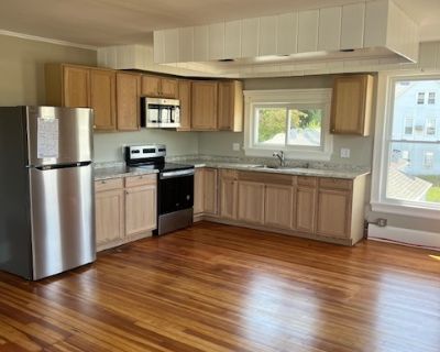 3 Bedroom 1BA 1000 ft Apartment For Rent in Torrington, CT