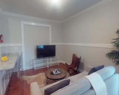 Gorgeous Petworth home with spacious kitchen (Has a House). Room in the 1 Bedroom 4BA House...