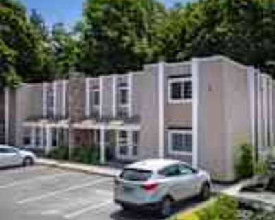 1 Bedroom 1BA Pet-Friendly Apartment For Rent in Rocky Point, NY 25 Tyler St unit 3C