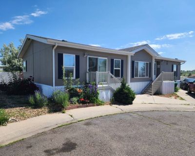 3 Bedroom 2BA 1568 ft Mobile Home For Sale in Thornton, CO