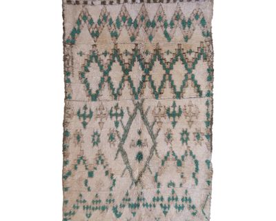 1980s Moroccan Off-White and Green Marmoucha Rug