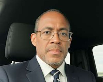 Joneldy r Amparo De La Cruz,. Looking in: Lompoc, Santa Barbara County, CA