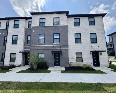 4 Bedroom 4BA 1759 ft Apartment For Rent in Troy, MI