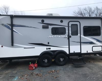 2017 Jayco Jay Feather 7 19XUD Travel Trailer RV 22' 19XUD