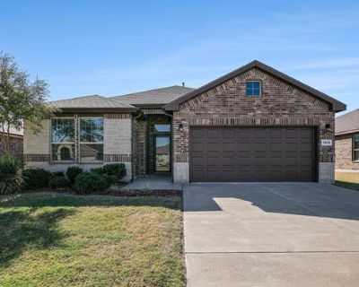 4 Bedroom 2BA 2189 ft Single Family Home For Sale in CLEBURNE, TX