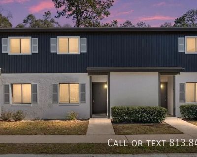 1 Bedroom 1BA 769 ft Pet-Friendly Apartment For Rent in Ocala, FL