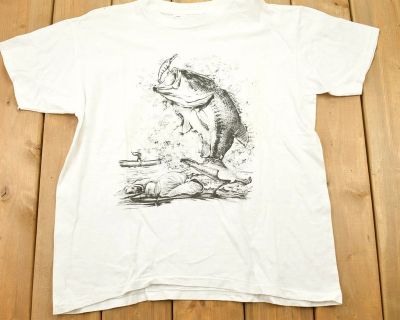 1990s Large Mouth Bass Graphic T-shirt Fishing t Shirt Outdoorsman Streetwear Fashion Wilderness