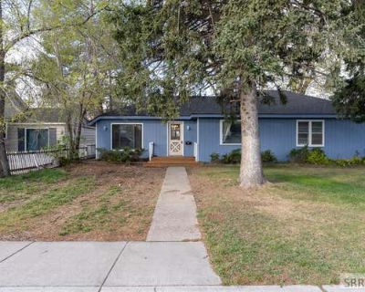3 Bedroom 3BA 1194 ft Single Family Home For Sale in BLACKFOOT, ID