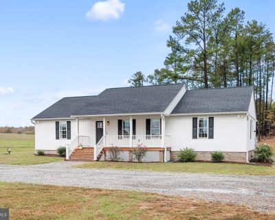 1 Bedroom 1800 ft Studio For Sale in Milford, VA