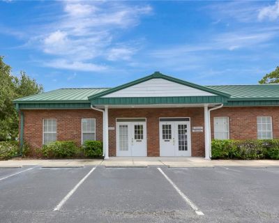 1288 ft Commercial Property For Rent in Sarasota, FL