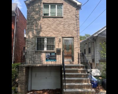 3 Bedroom 2BA 1700 ft Townhouse For Sale in Bronx, NY