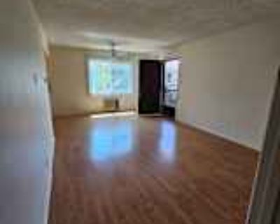 3 Bedroom 2BA Apartment For Rent in Glendale, CA 339 N Howard St unit 05