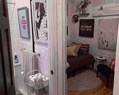 Cozy Downtown With Private bathroom (Has an Apartment) on iROOMit. Room...