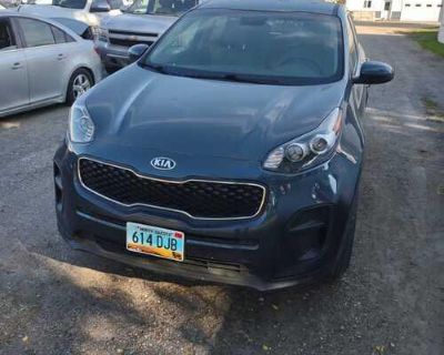 2017 Kia Sportage LX FWD. Mileage 73000. Clean title. Has hail damage. Interior is