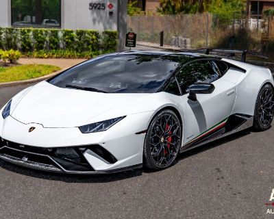 2018 Lamborghini Huracan Performante Coupe 2D