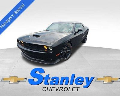 Used 2022 Dodge Challenger GT