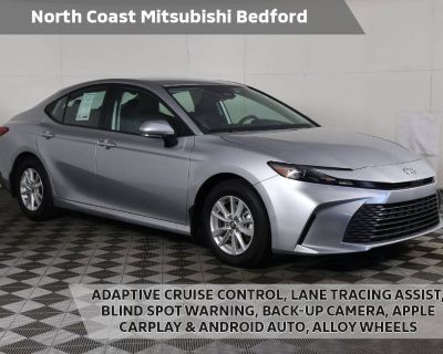 Used 2025 Toyota Camry Hybrid LE