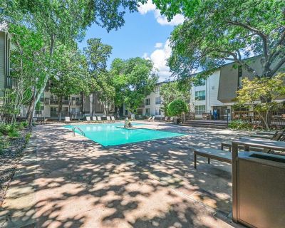 1 Bedroom 1BA 629 ft Condo For Sale in Dallas, TX