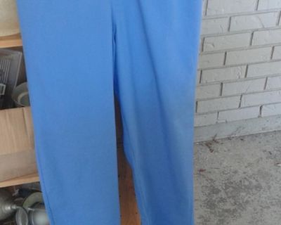 Unisex scrubs pants MM 8 - 10 in great condition
