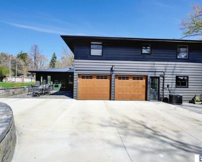 N Maloney Dr, North Platte, Home For Sale