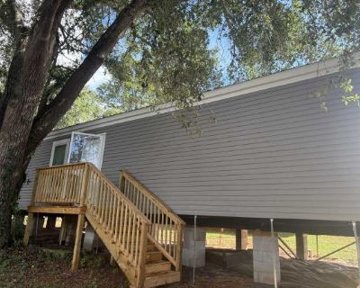 3 Bedroom 2BA 924 ft Mobile Home For Rent in Mobile, AL