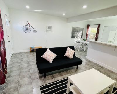 2 beds 1 bath house vacation rental in Rosemead, CA