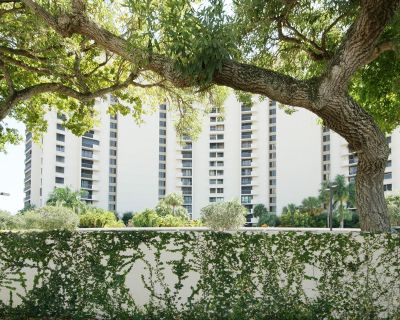 2 Bedroom 2BA 1855 ft Apartment For Rent in West Palm Beach, FL