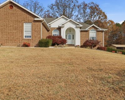 5 Bedroom 3BA 3528 ft Single Family House For Sale in West Plains, MO