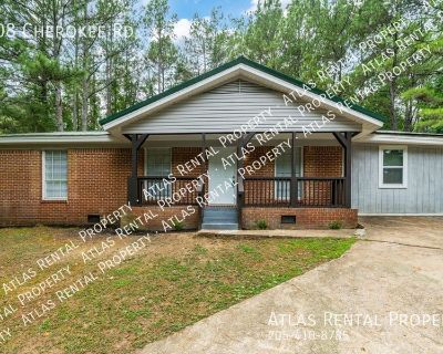 4 Bedroom 2BA 1296 ft Pet-Friendly Single-family home For Rent in Jasper, AL