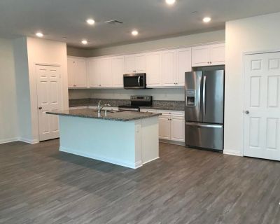 3 Bedroom 2BA 1455 ft Apartment For Rent in San Marcos, CA