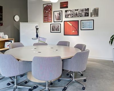 Private Meeting Room for 6 at Regus