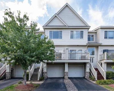 Like New 2 Bed/2 Bath Townhome With Amenities And Attached Garage. image_url. Patio / balcony Garage Recently renovated Stainless steel E-payments Carpet Unit Amenities carpet patio / balcony recently renovated stainless steel Property Amenities parking e-payments garage. 2 Bedroom. 2 Bathroom. 1228 ft