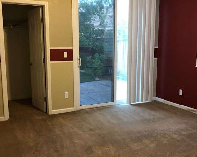 Available on: now. Unfurnished. Parking available * Internet included * Students welcome * 40+ years welcome. Private Entrance with own bath. Located in Mountain House, CA 95391. Just 10 minutes to Livermore, 25 minutes to Dublin & Pleasanton. Free wifi, utilities, water & garbage 1 refrigerator AC & Heater included Drugs Free No Smoking & Vaping (outside okay) No Pet No laundry on site 1 year ...