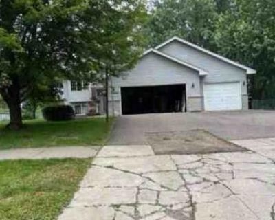 2 Bed 1 Bath Preforeclosure Property in Lindstrom, MN 55045 - Broadway St