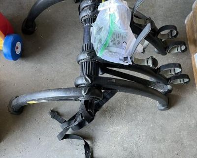 *$229 MSRP* Saris Bones 3 Bike Rack