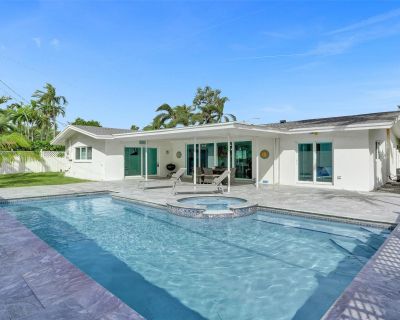 3 Bedroom 2BA 1500 ft House For Rent in Pompano Beach, FL