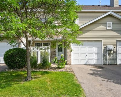 2 Bedroom 1BA 1104 ft Townhouse For Sale in Oak Park Heights, MN