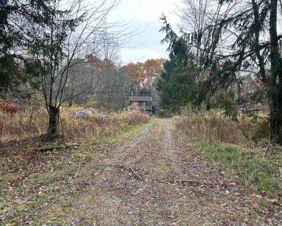 3 Bedroom 1BA Manufactured Home For Sale in SLIPPERY ROCK, PA