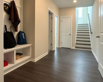 4 Bedroom 3.5BA 2596 ft Pet-Friendly Apartment For Rent in Forsyth County, GA