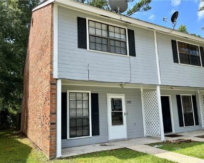 14548 Honeysuckle St Apt 177. LOCATION LOCATION LOCATION- This Beautifully Renovated Two Story CONDO Minutes to SLU is available for lease. Interior Features: Ceramic Tile Living Area, Lg Living Room W/Open Concept Kitchen, Quartz kitchen counters, new bathroom cabinets, 1/2 Bath Downstairs, Refrigerator, Washer/Dryer Included w/Lease. Lg Shared Upstairs Bathroom, 2 Spacious Bedrooms w/Plenty o...