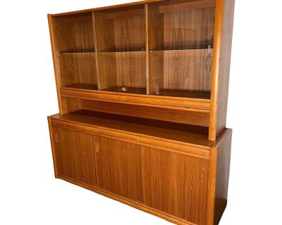 Mid Century Danish Modern Teak Buffet Display Cabinet With Hutch and Lights