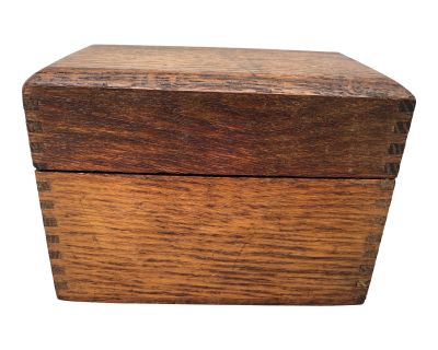 Early 20th Century Small Vintage Wood Box With Dovetailed Joints