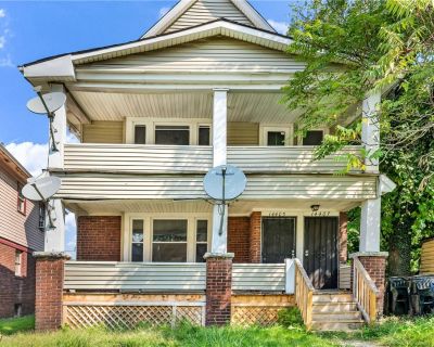 4 Bedroom 2BA 2548 ft Multi-Family For Sale in Cleveland, OH