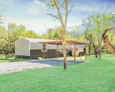 3 Bedroom 2BA 1038 ft Single Family House For Sale in Bridgeport, TX
