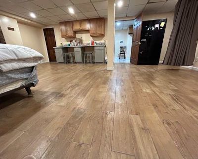 Private room with own bathroom in an apartment, Stony Brook, NY 11790
